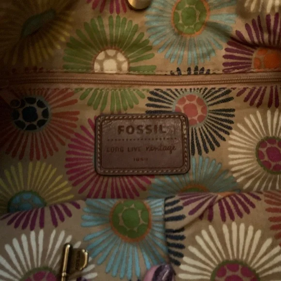 Cute Fossil Bag - Picture 8 of 11